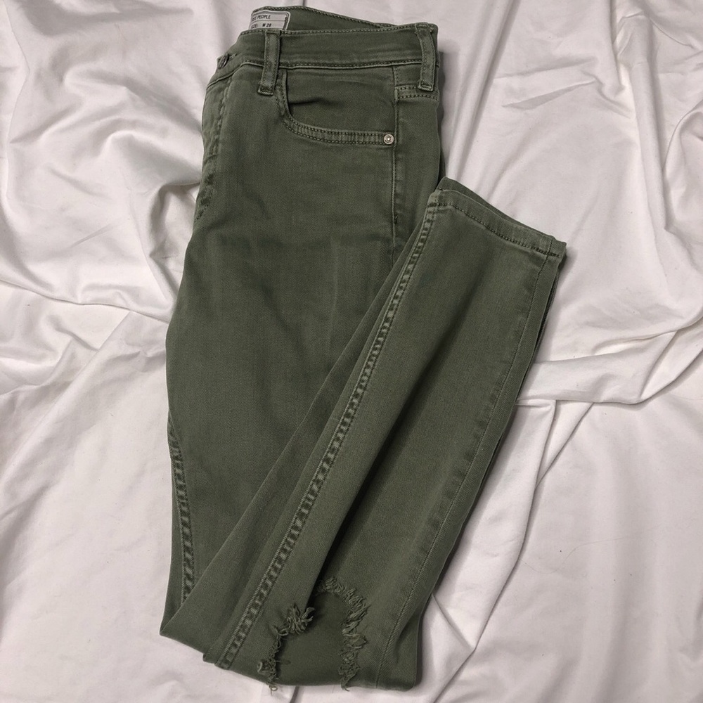 Free People Skinny Jeans🌾